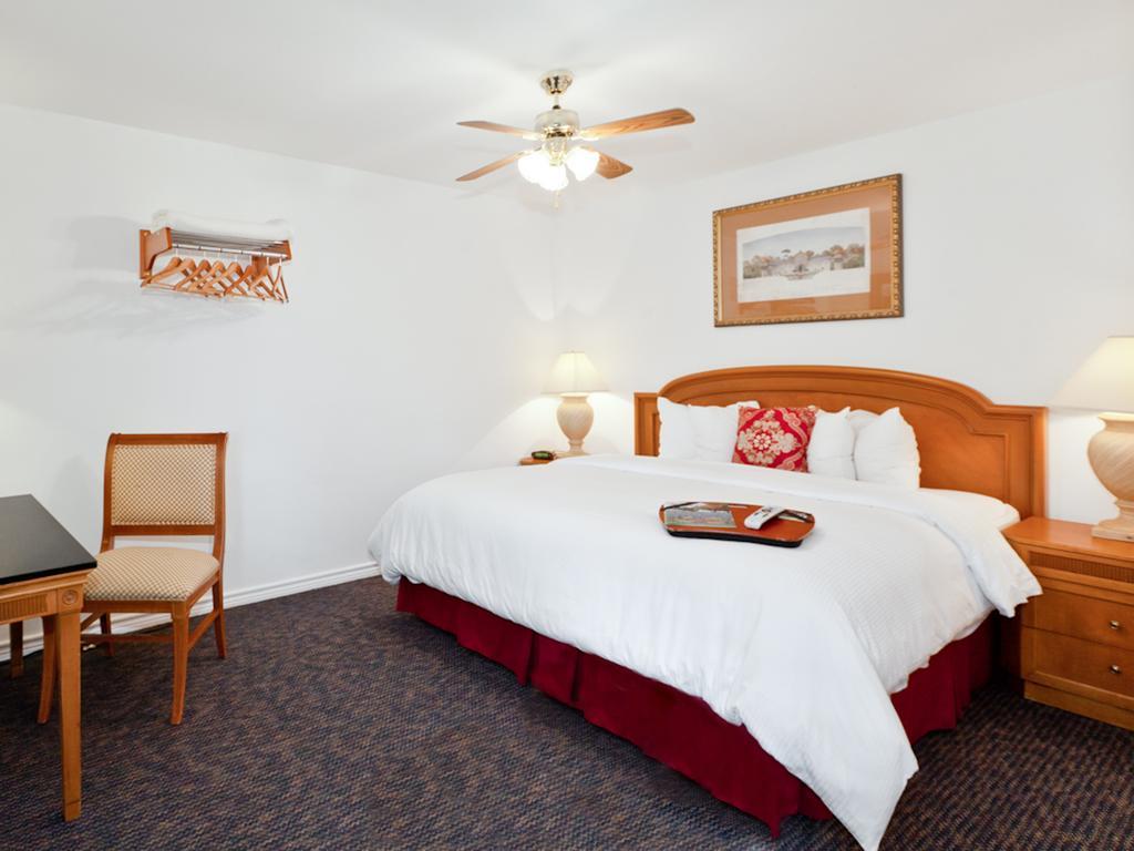 Hempstead Country Inn & Suites Habitación foto
