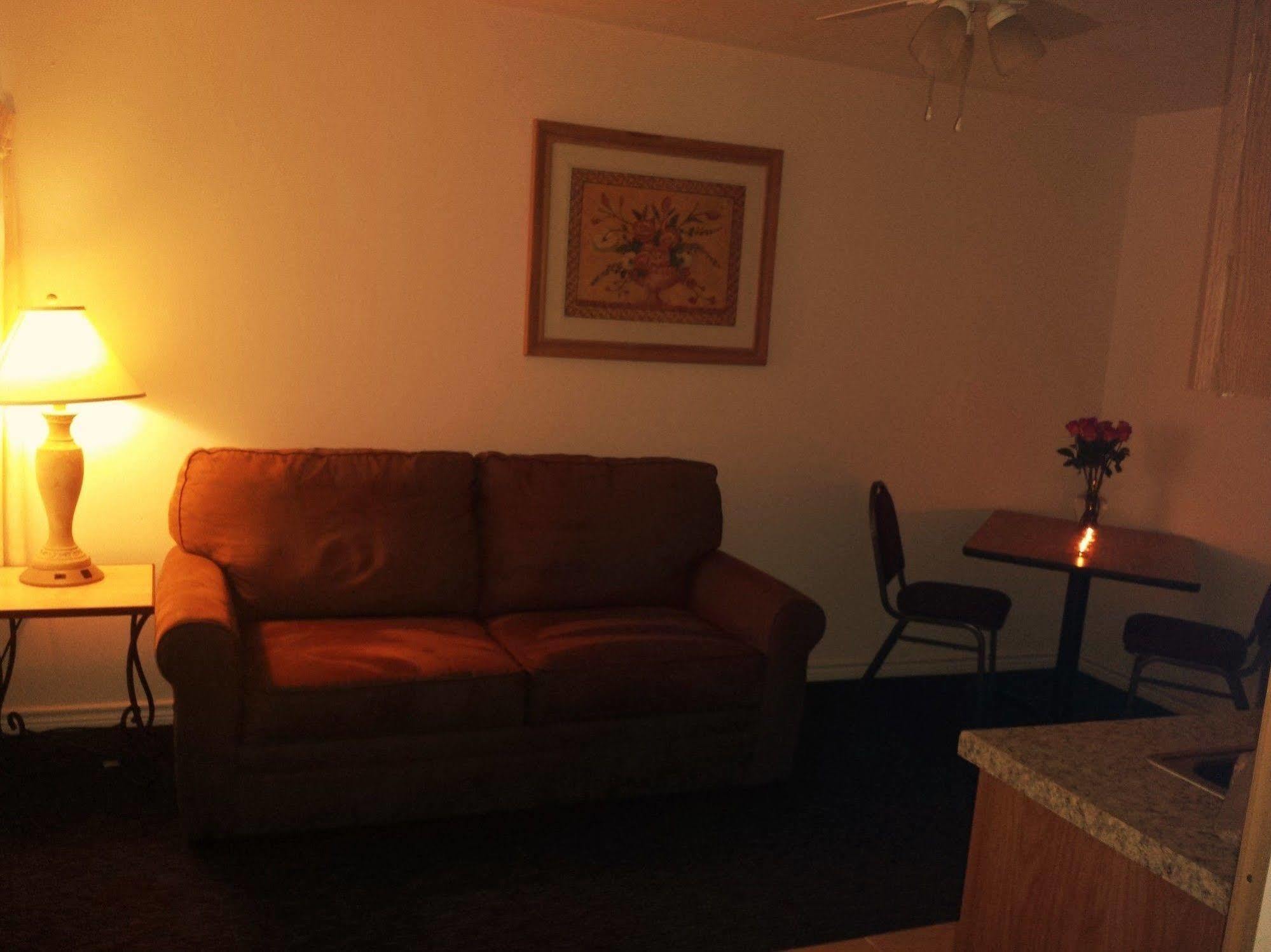 Hempstead Country Inn & Suites Exterior foto